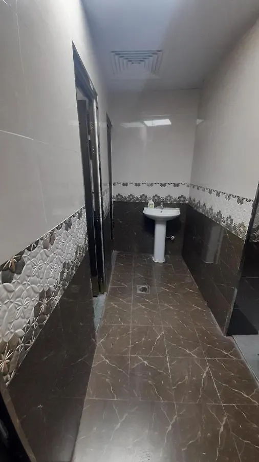 Kmb Double-Bed Room At Union Metro Dubai Homestay