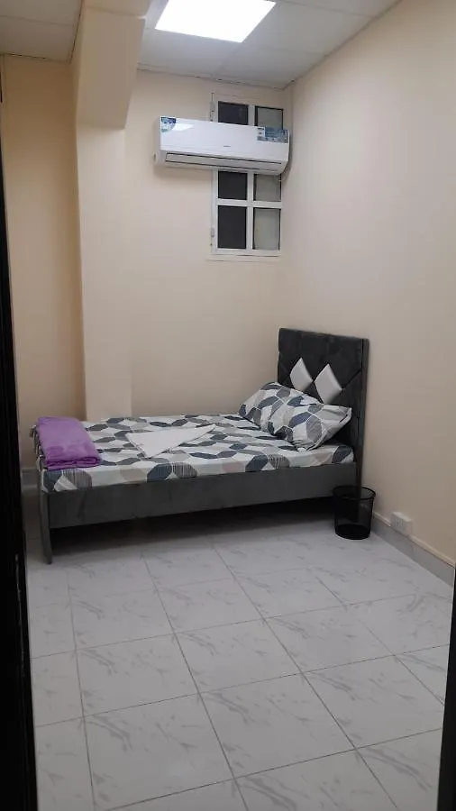 Kmb Double-Bed Room At Union Metro Dubai Homestay