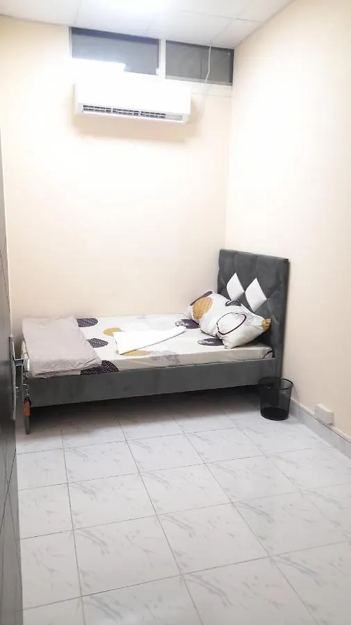 Kmb Double-Bed Room At Union Metro Dubai 0*,